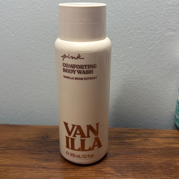 PINK Coco Scrub Wash & Vanilla Comforting Body Wash Set Of 2 Discontinued Scents - Picture 2 of 5